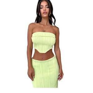 Lime Green Strapless Skirt Set. Beautiful set for summer.